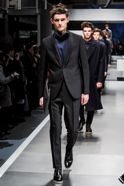 Look 37